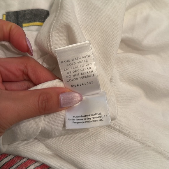 DAYDREAMER - White Graphic T-Shirt with Tour Print - Picture 5 of 5